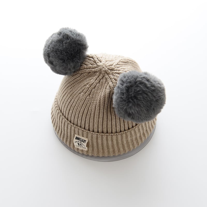 Bonnet hiver bébé avec pompom